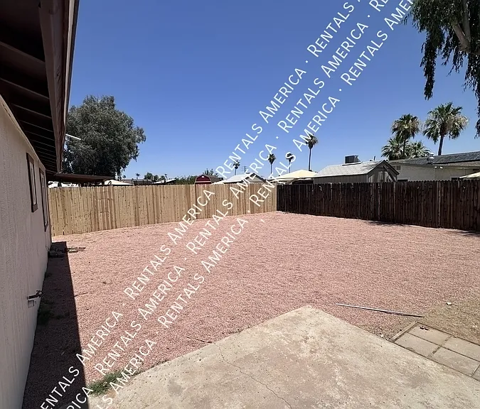 14029 N 38th Pl — Photo 31