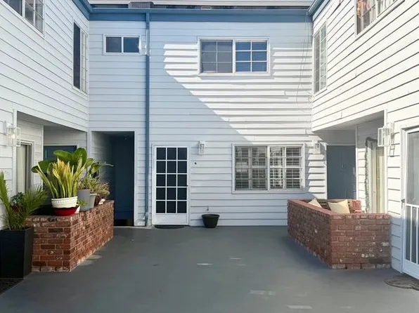 941 Elm Ave APT 9, Long Beach, CA 90813