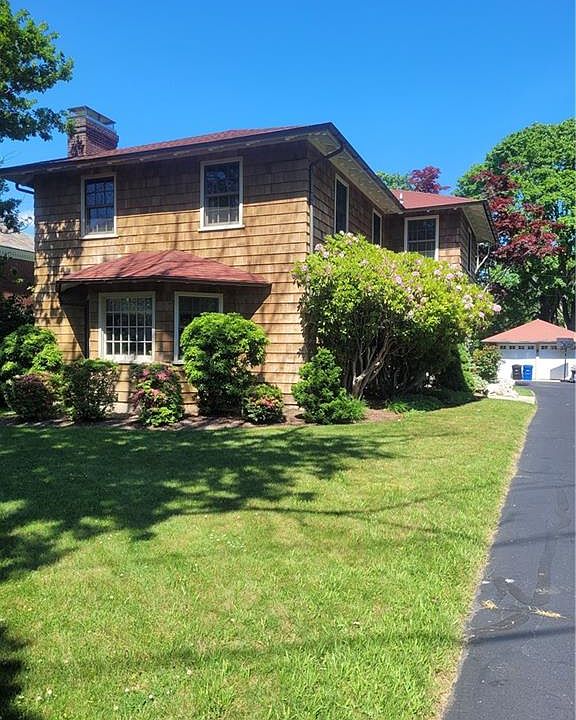 114 Rhode Island Ave, Newport, RI 02840 Zillow