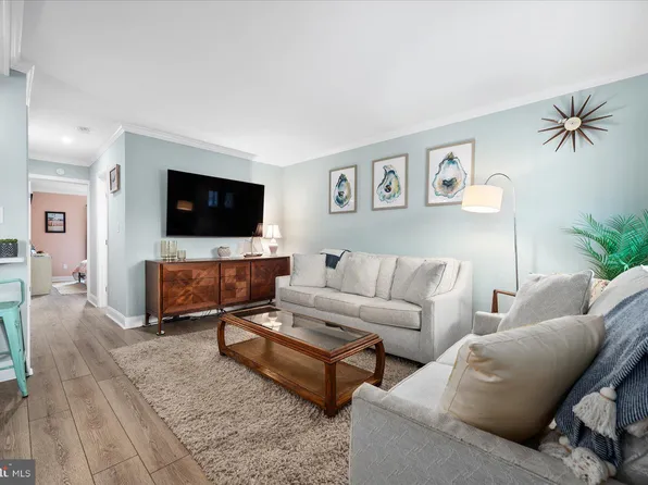 414 Lark Ln #D103, Ocean City, MD 21842
