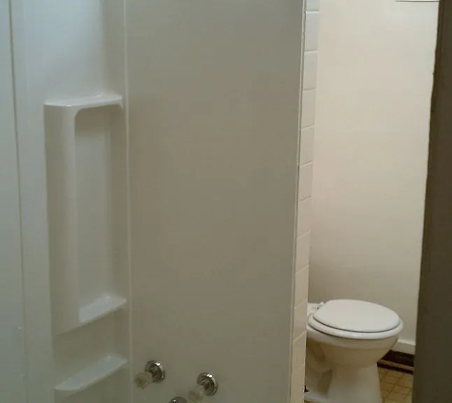 402 W Clark St — Photo 19