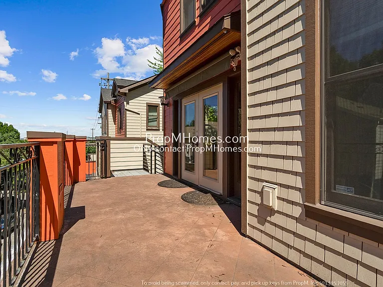 1822 SW 18th Ave #5 — Photo 24
