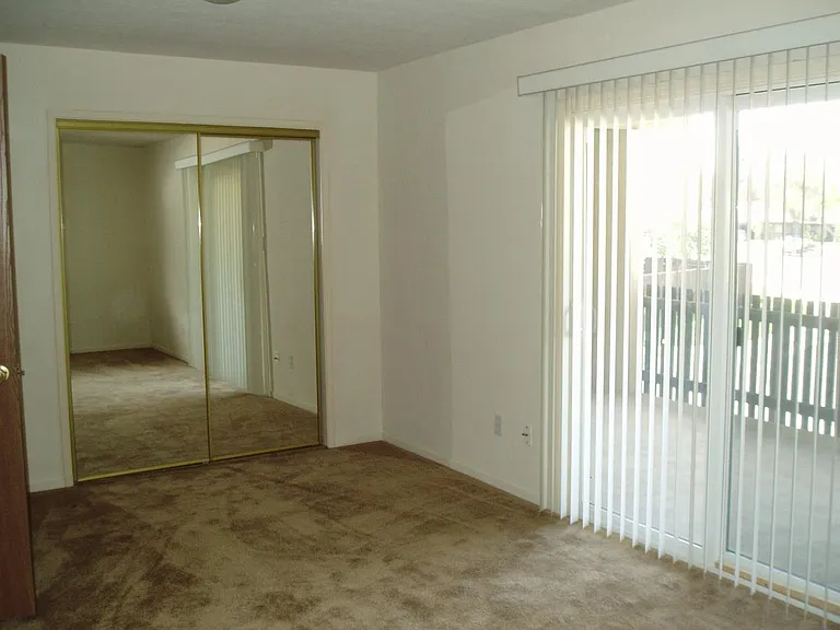 6041 Leafwood Dr — Photo 8