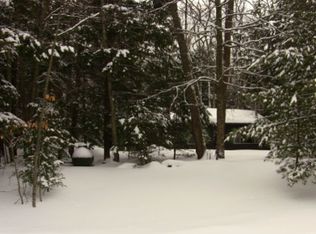 15591 E Cherry Park Dr, Northport, MI 49670