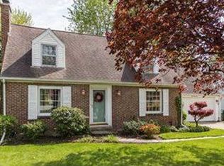 233 Oakgrove Dr, Buffalo, NY 14221