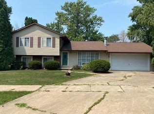 5710 Aster Ln, Waterloo, IA 50701