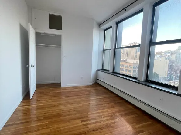 77 Delancey Street image 4 of 7