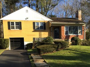 7 Pine Ridge Rd, Rye Brook, NY 10573