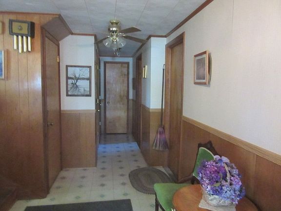 2nd image of 12 Heuvelton St