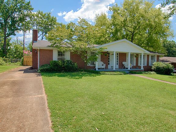 3rd image of 542 Malone Cir