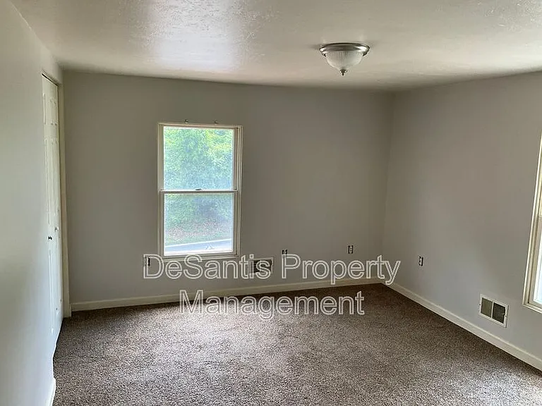 168 Center Ave #1 — Photo 12