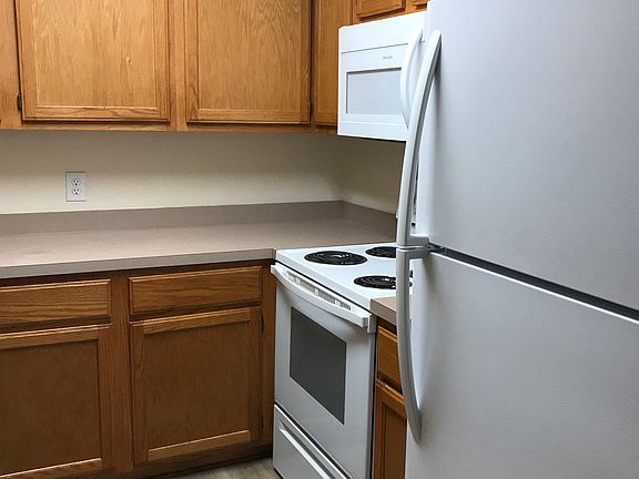 4th image of 375C Grand Point Dr