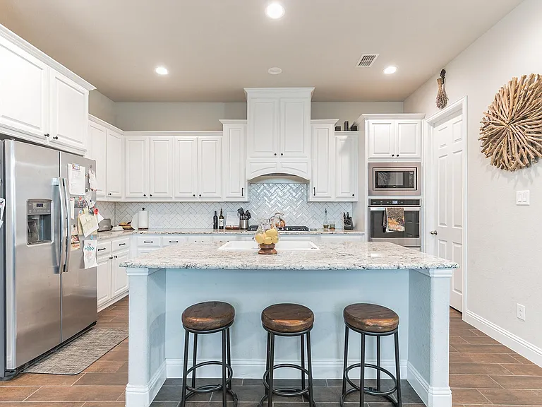Kitchen_08122022