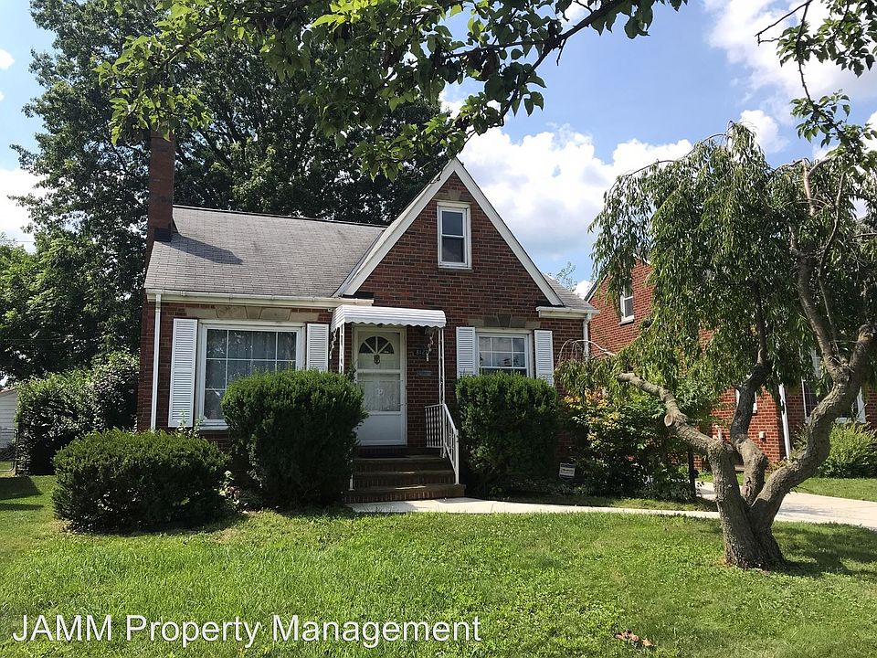1st image of 8127 Deerfield Dr