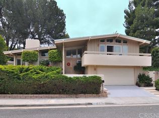 22940 De Kalb Dr, Calabasas, CA 91302