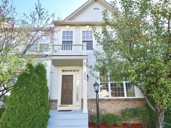 2454 Battery Hill Cir, Woodbridge, VA 22191