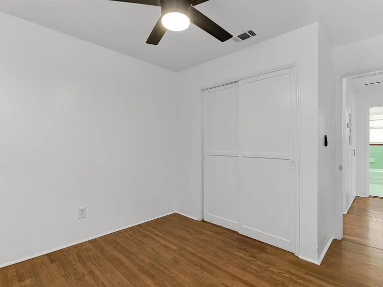 4774 College Ave — Photo 27
