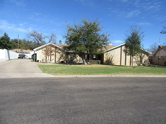 1st image of 2763 Fair Oaks Cir