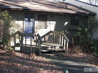 109 Holly Rdg UNIT D, Cashiers, NC 28717