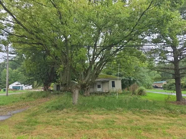 4142 Dunton Rd, Lorain, OH 44055