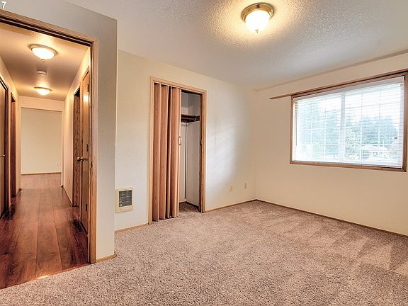 5th image of 14614 NE 82nd St