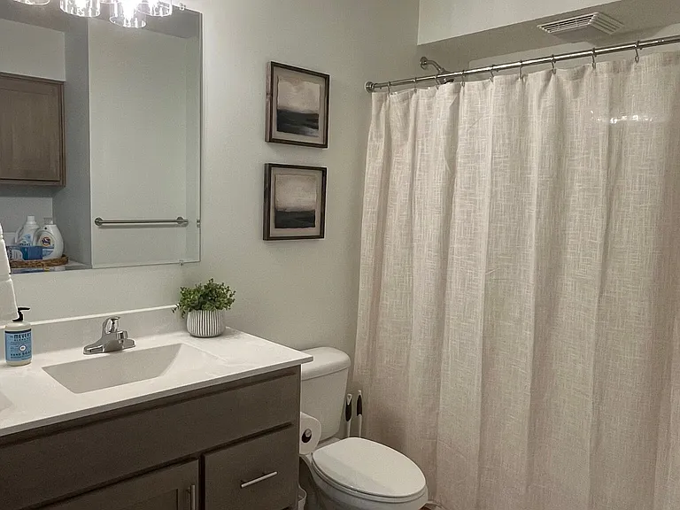 Gateway Apartments — Photo 9