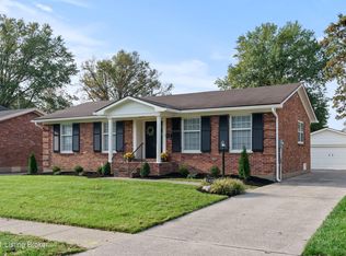 2428 Aintree Way, Saint Regis Park, KY 40220