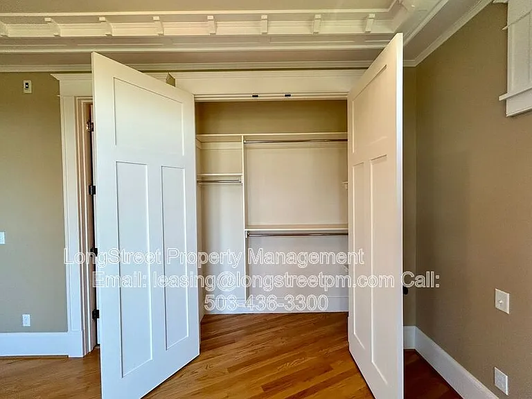 550 NW Alpine Ter — Photo 41