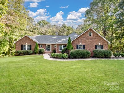 137 Softwind Ln, Concord, NC, 28025