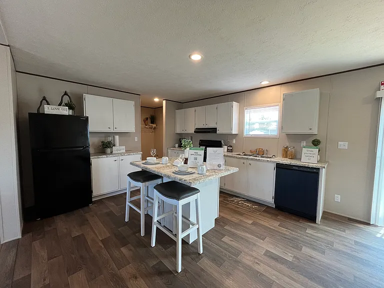 Fannin Meadows — Photo 86