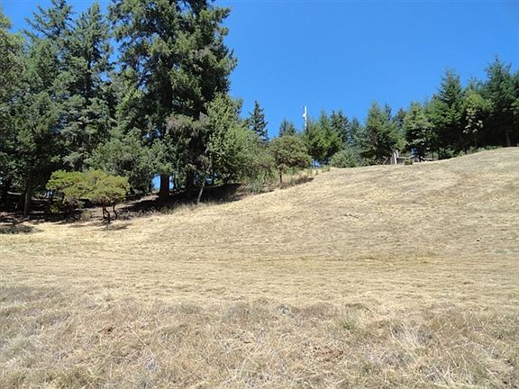 2nd image of 26713 Oriole Dr