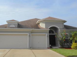 413 York Dale Dr, Ruskin, FL 33570
