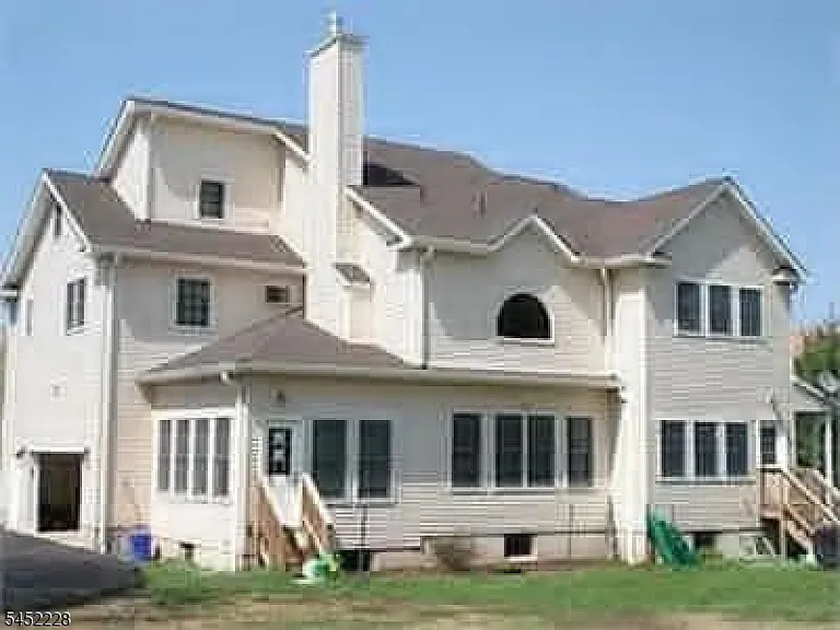 17 Aaron Ct — Photo 21