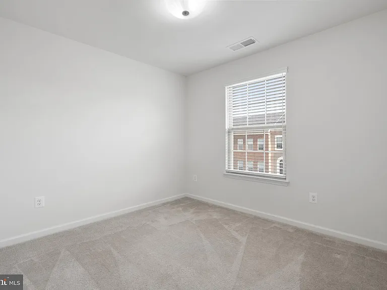 6252 Alexa St — Photo 15