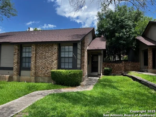 9351 Dover Ridge, San Antonio, TX 78250