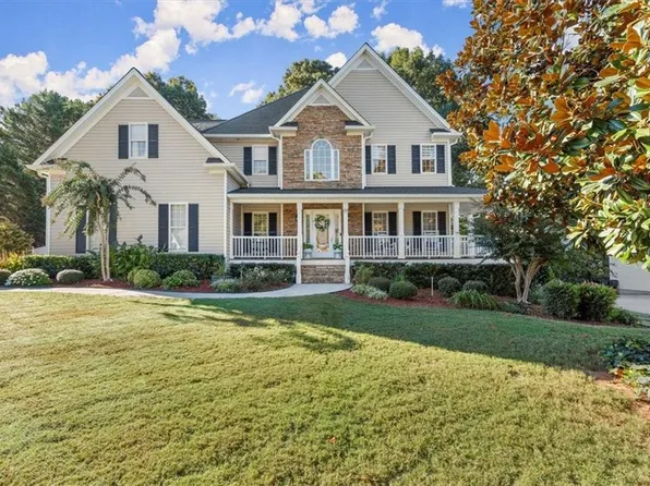 77 Oak Grove Dr, Dallas, GA 30157