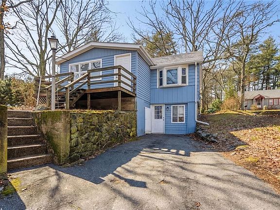 2nd image of 311 Arnold Rd
