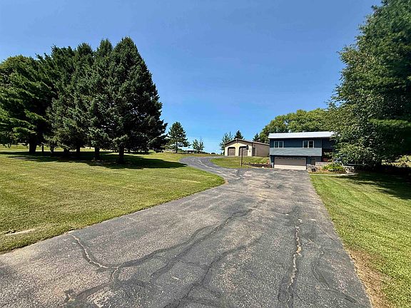 2nd image of 23578 Delrae Ave