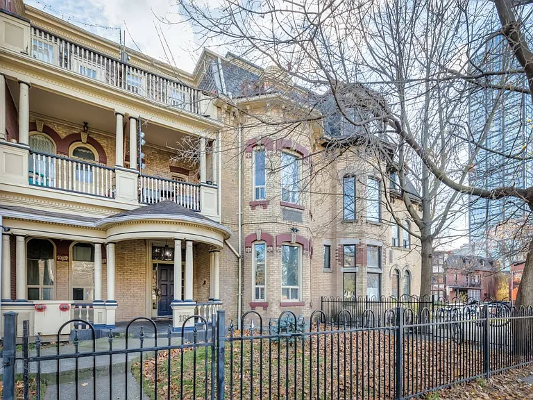 181 Gerrard St E #304 — Photo 14