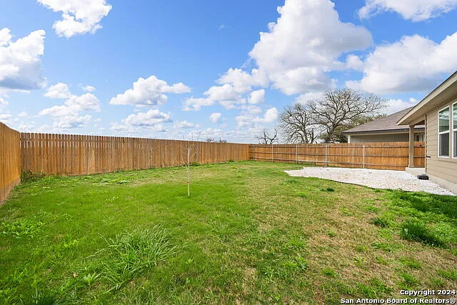 1080 Amble Oak — Photo 24