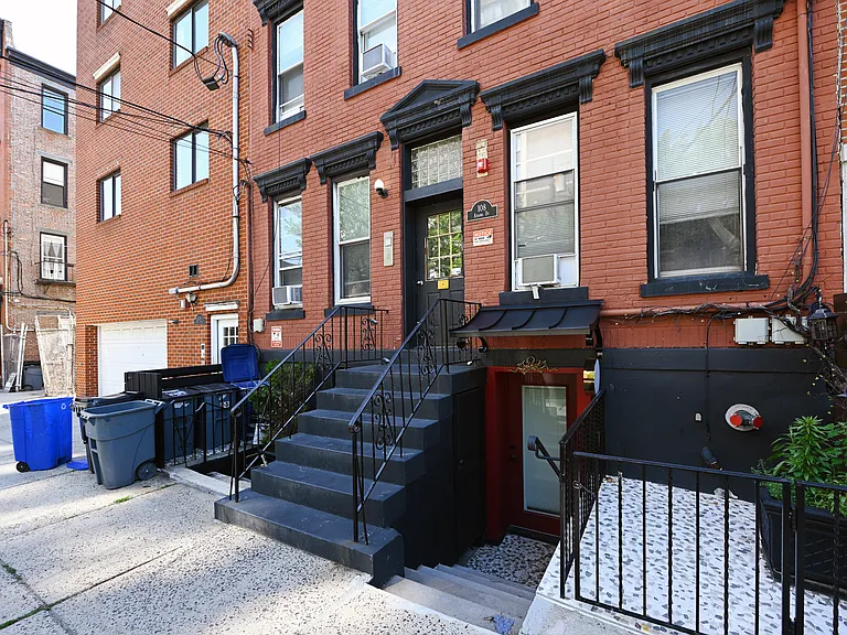 108 Adams St #7 — Photo 18