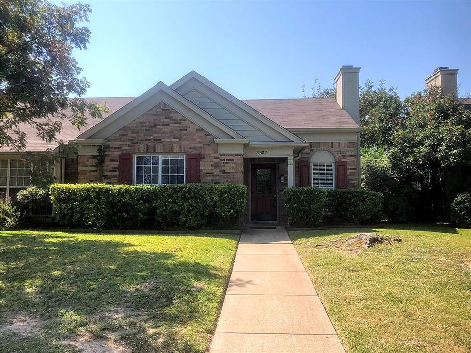 1st image of 2307 Forestbrook Dr