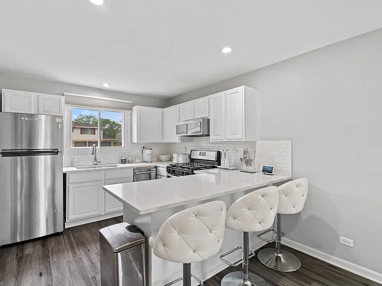 107 Morningside Dr — Photo 4