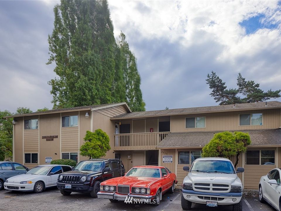 1st image of 2715 S 256th Pl #1-4