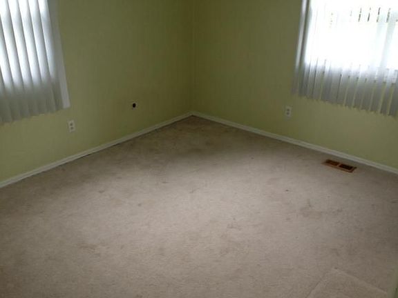 5th image of 1119 Woodland Dr