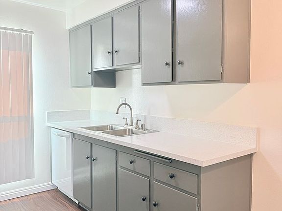 4th image of 20454 Osage Ave APT D