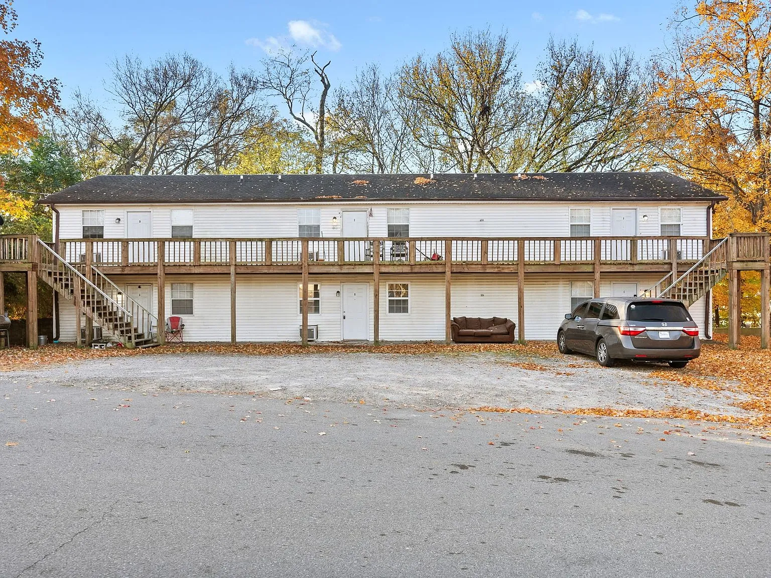 2 Bedroom Pet Friendly Apartment For Rent Near APSU! — Photo 2