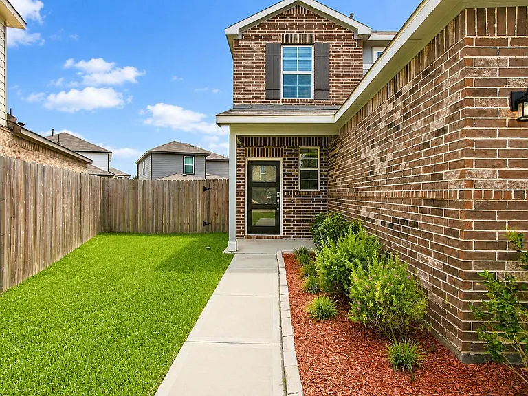 8131 Arrowroot Ln — Photo 10