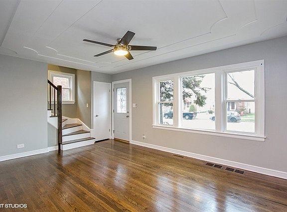 2nd image of 10339 S Albany Ave