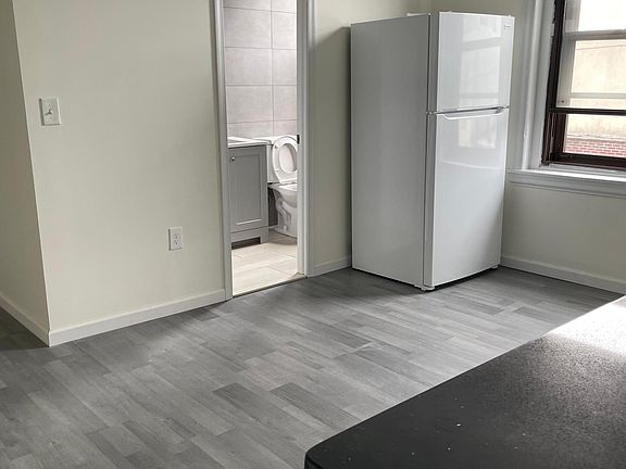 5th image of 1712 S 5th St Floor 2